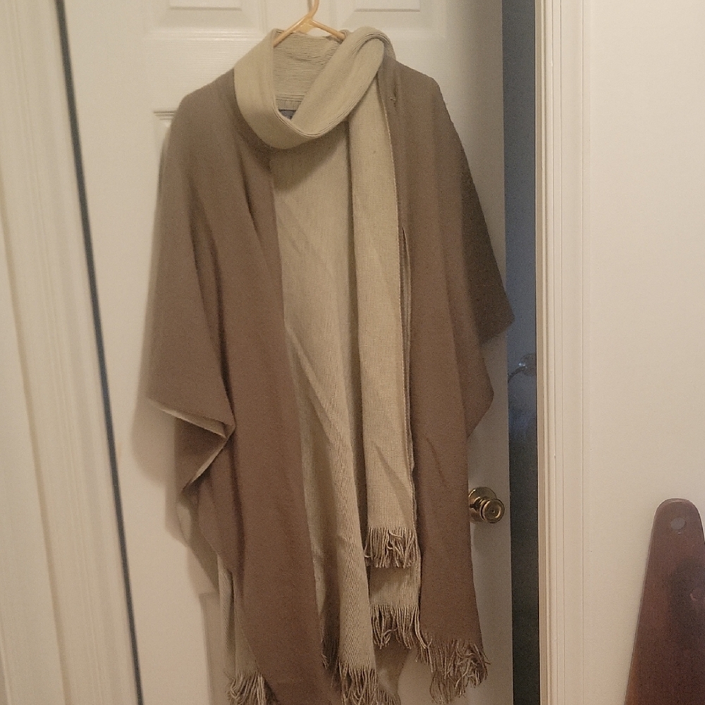 Elegant Two-Tone Shawl Wrap